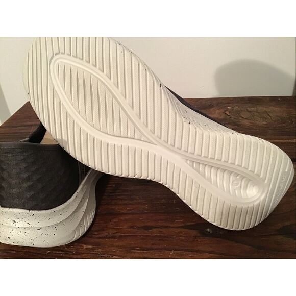 Skechers Ultra Flex 3.0 Men’s 8 EE Hands Free Slip Ins Black Gray - Picture 5 of 5